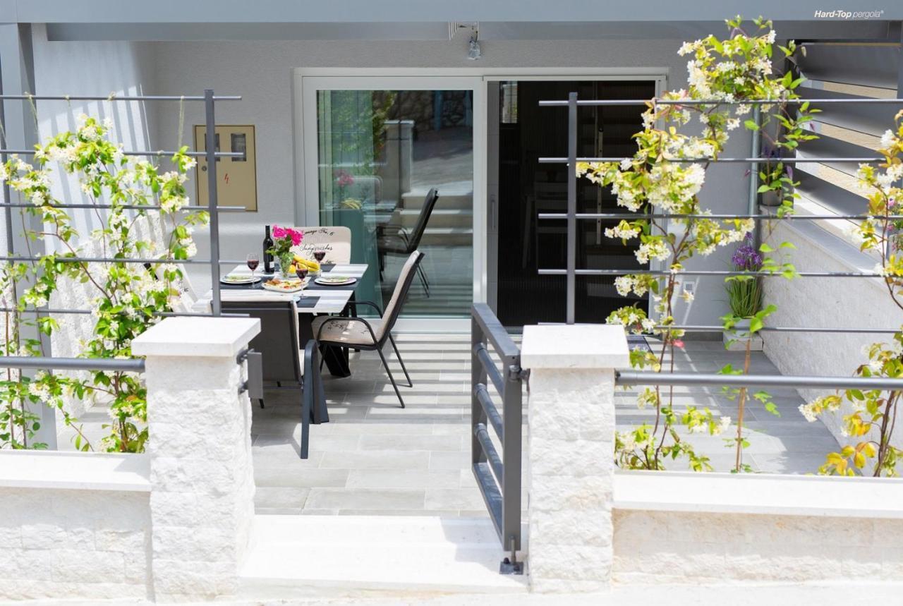 Holiday House Mar Malinska Exterior photo